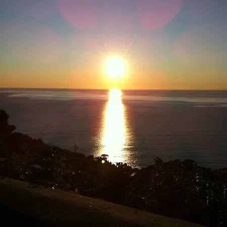 La Maison Di Alice Bed & Breakfast Castiglione Chiavarese