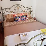 Oda ve Kahvaltı La Maison Di Alice Castiglione Chiavarese
